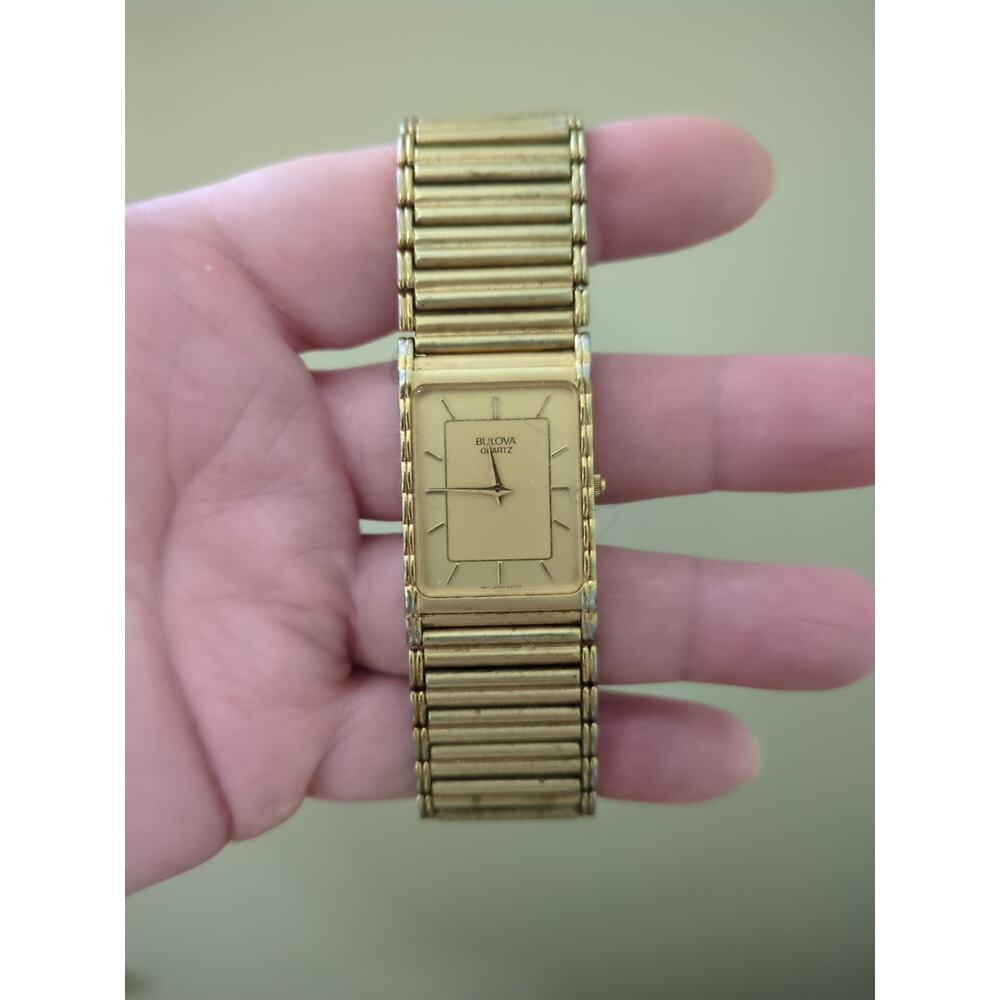 Vintage Men's Bulova Tank Gold Tone Watch